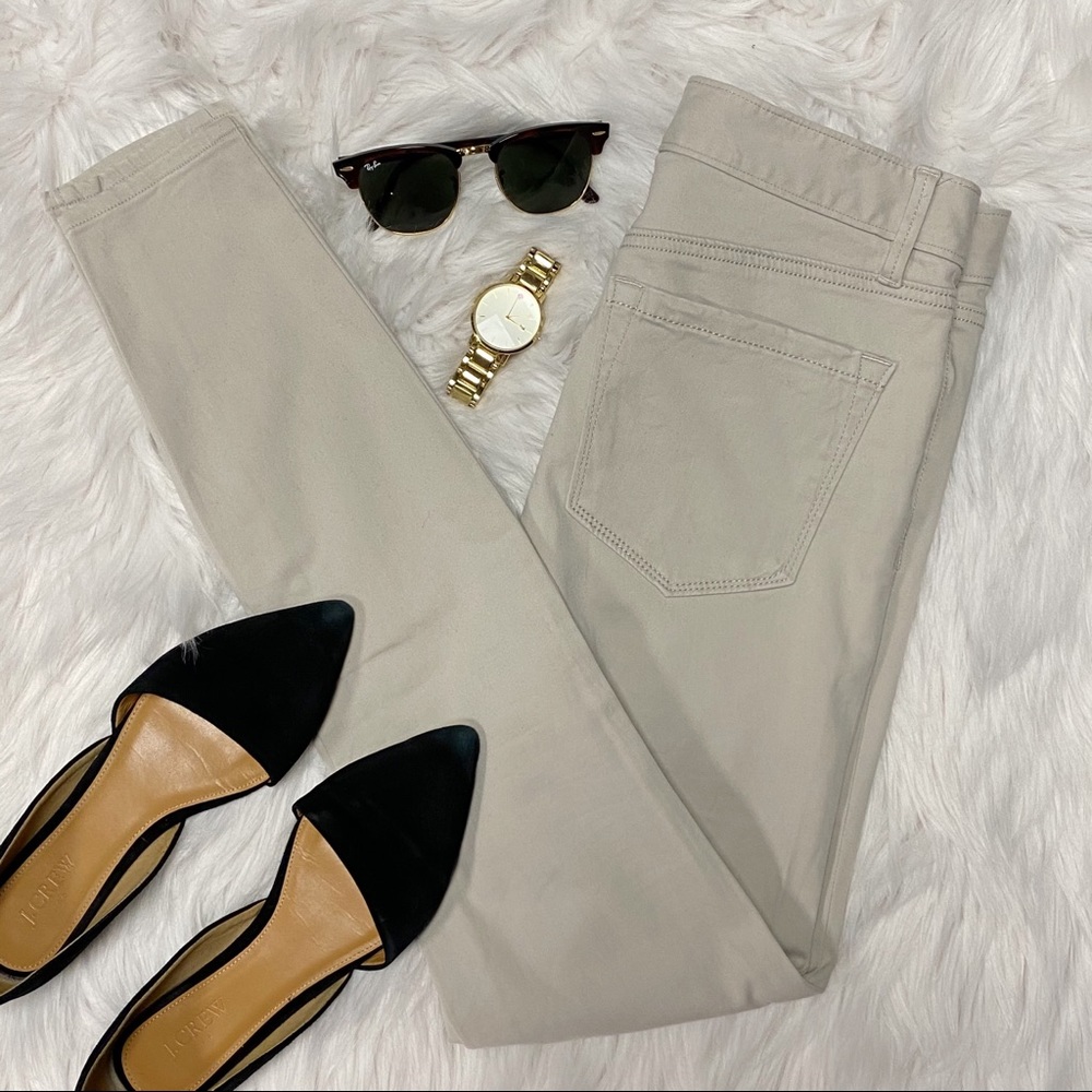 SOLD Loft pants size 4 beige